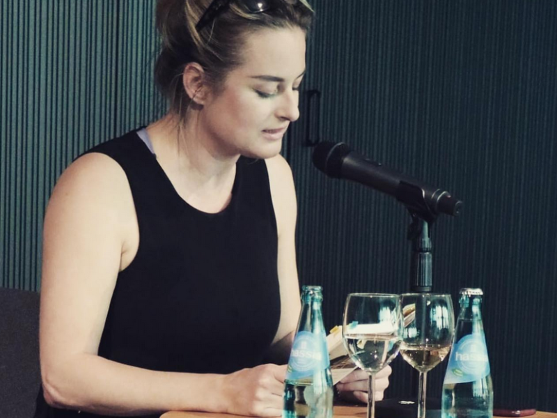 Teresa Präauer liest.