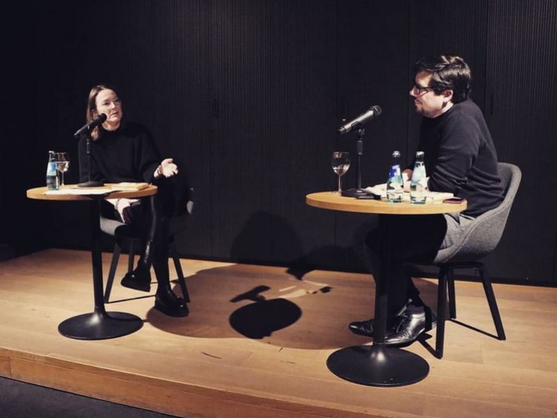 Annika Büsing im Gespräch mit Christian Dinger.