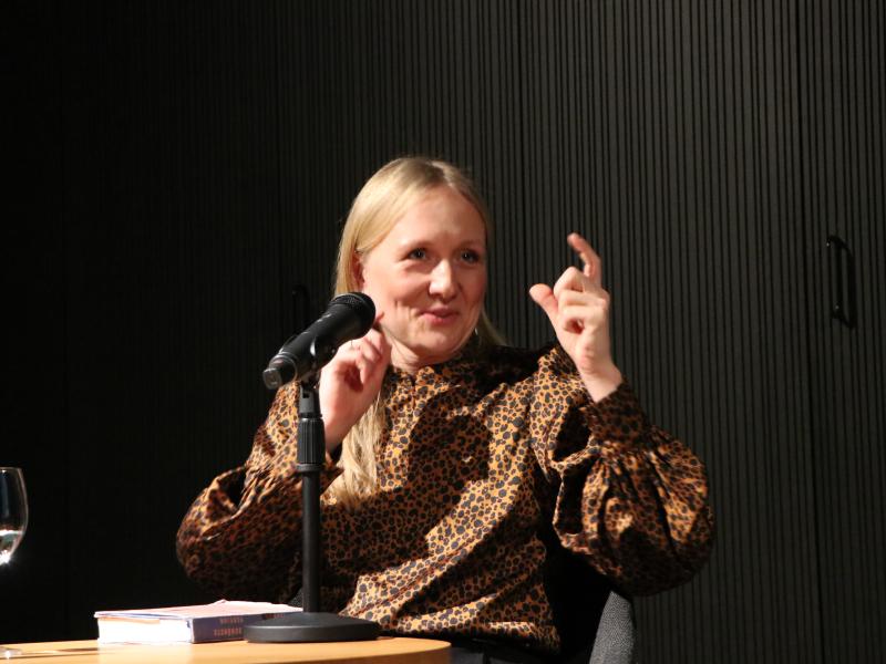 Ruth Maria Thomas im Literaturforum II