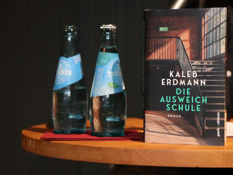 Buchcover "Die Ausweichschule"