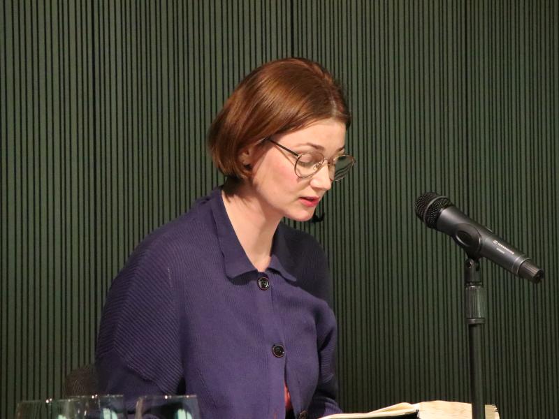 Anke Dörsam im Hessischen Literaturforum