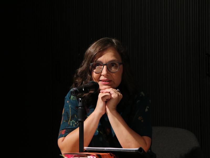 Moderatorin Beate Tröger